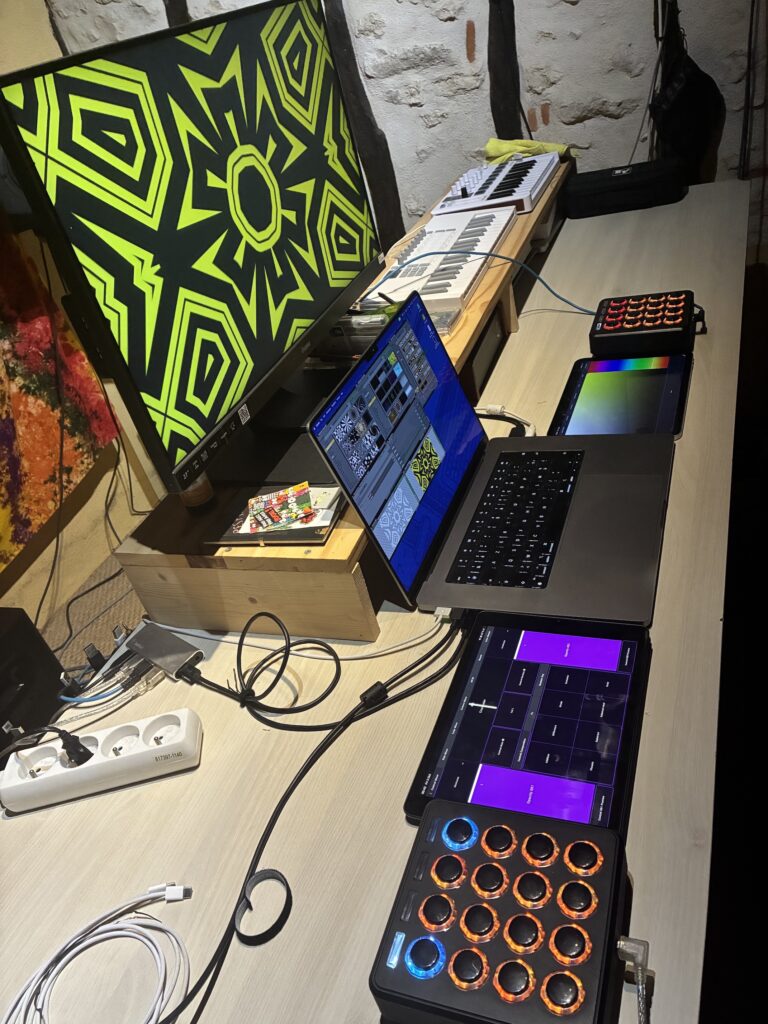 two iPads and two Midifighter 3D to control VDMX